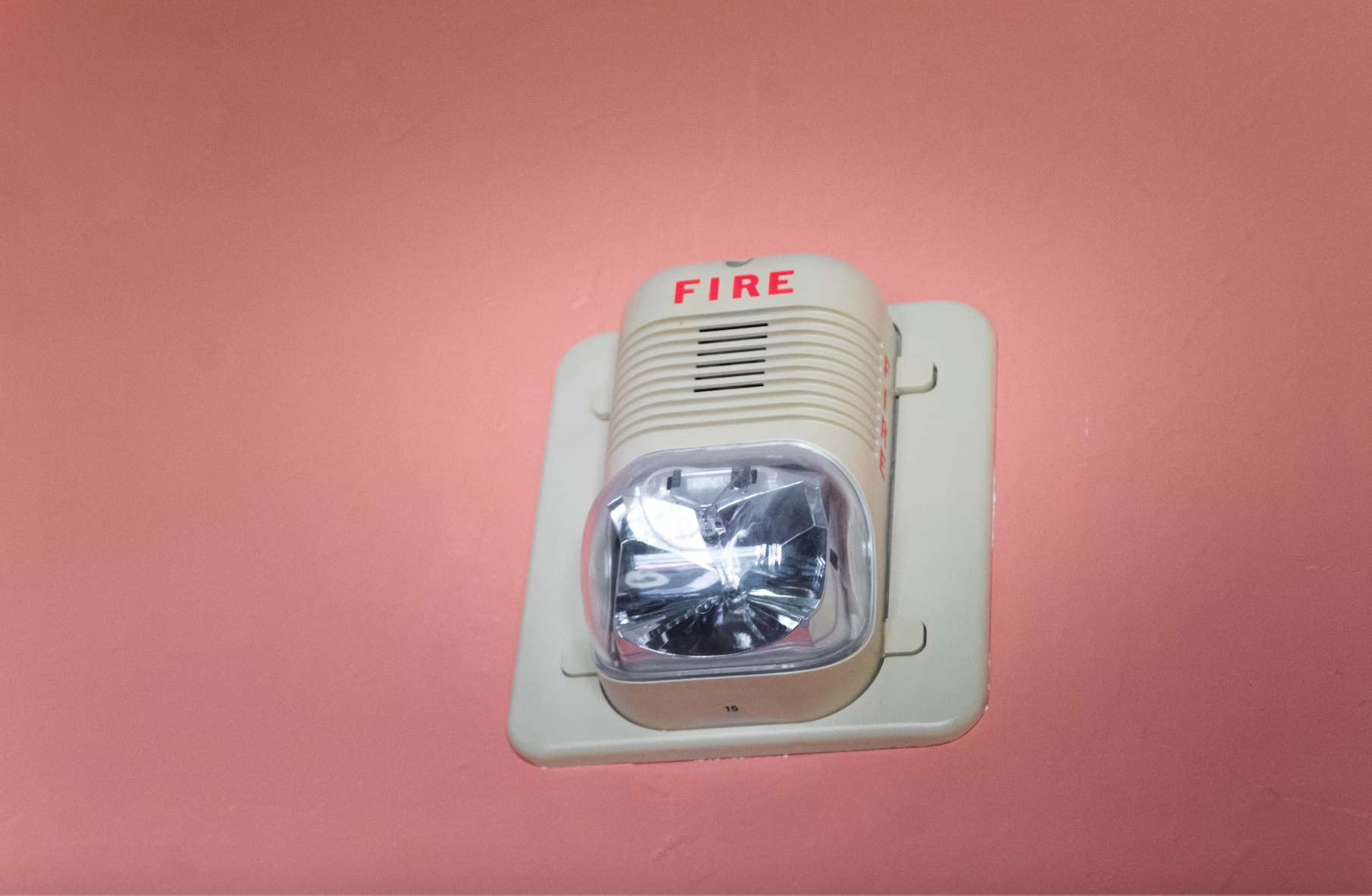 A close up image of a fire alarm